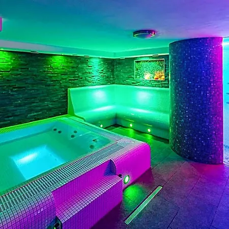 Mclimon Hotel 3*