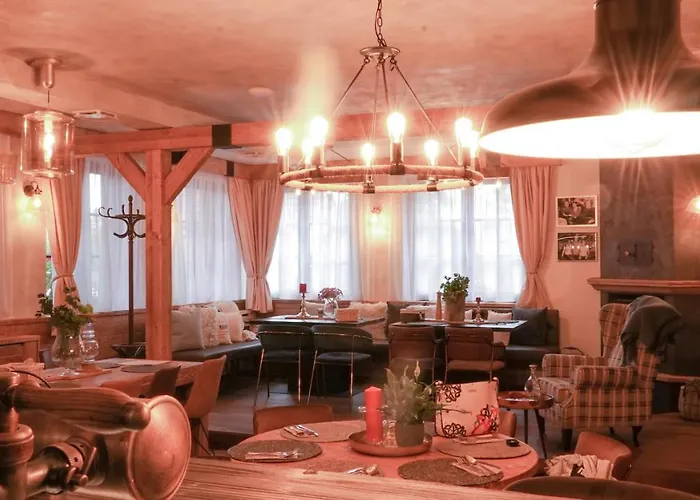Hotel Mclimon Novy Jicin